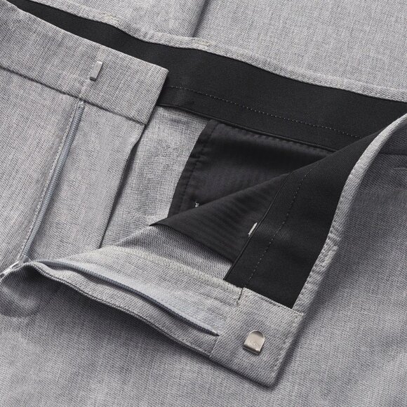 Haggar Men’s Non-Iron Straight Fit Performance Dress Pants Light Gray Size 30x32 - Picture 15 of 15